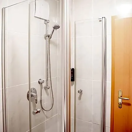 Smart B&b1 Bb1 114 מלון *